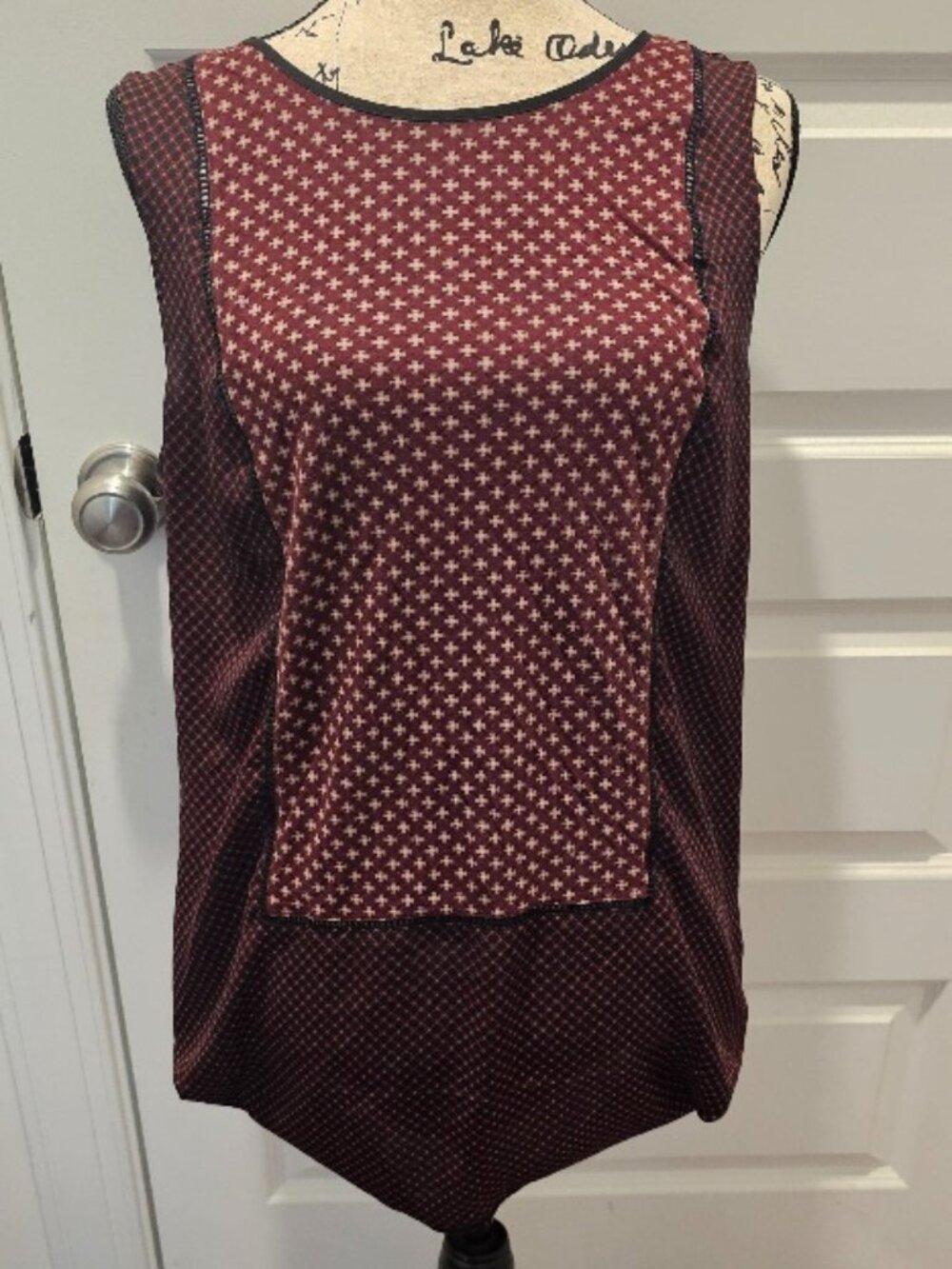 LOFT Large L Sleeveless Blouse Wine Red